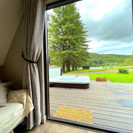 Bonnie Lodge-Lochside Location With Hot Tub Инвъргари Екстериор снимка