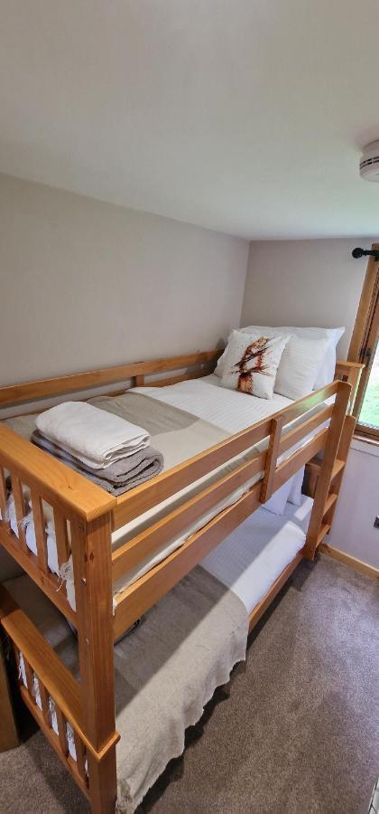 Bonnie Lodge-Lochside Location With Hot Tub Инвъргари Екстериор снимка
