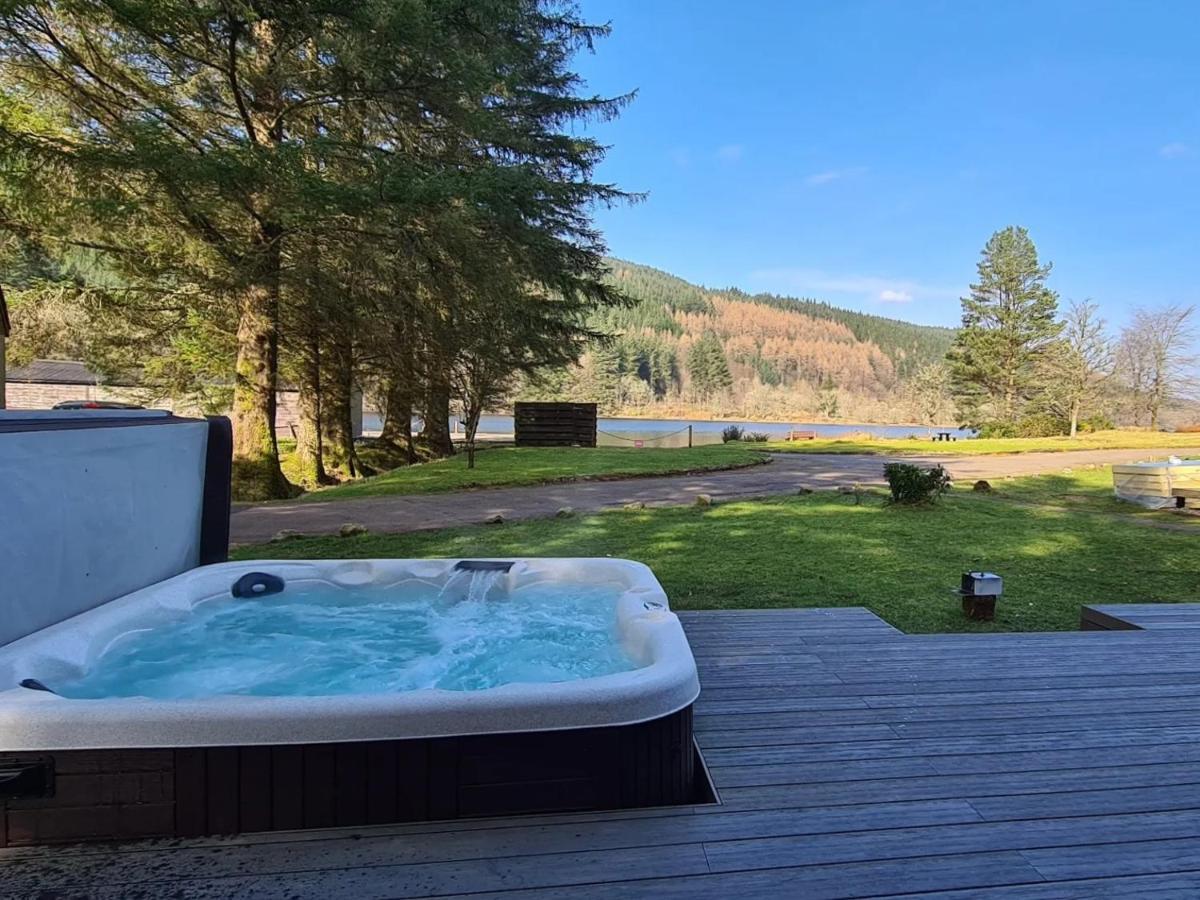 Bonnie Lodge-Lochside Location With Hot Tub Инвъргари Екстериор снимка
